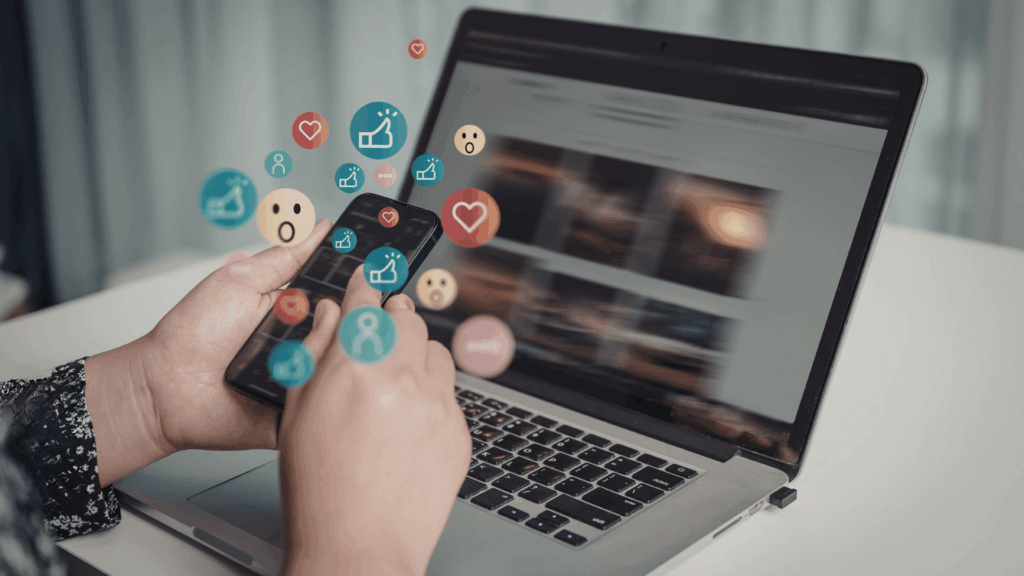 Social Media - Florentine LIchtschlag